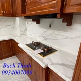 Bếp Đá Trắng Sứ Vân Ý