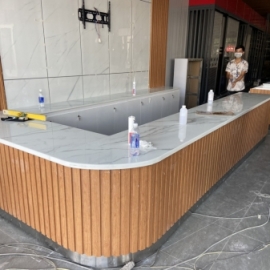 Quầy lễ tân Hoasen showroom